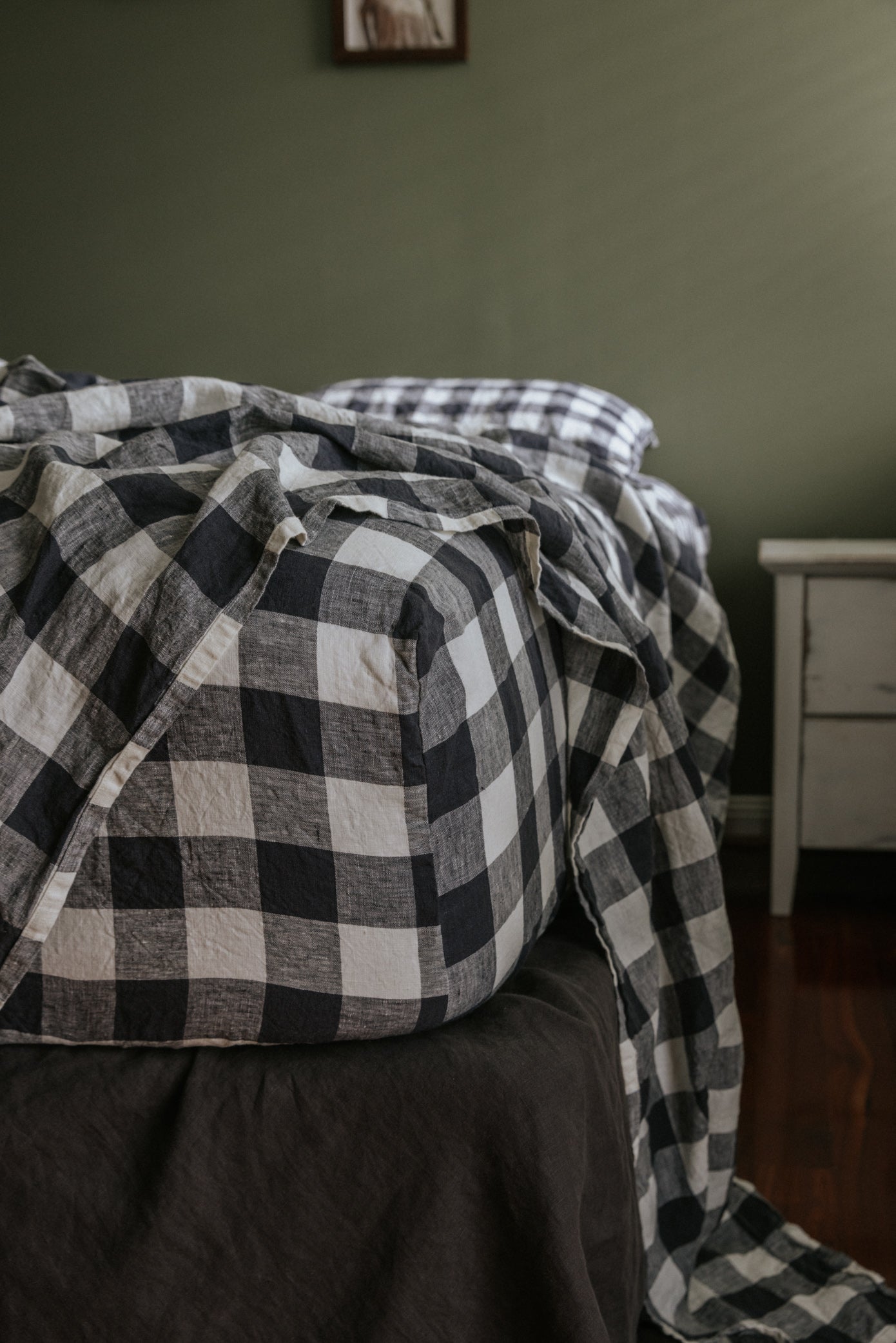 LINEN SHEET SET WITH PILLOWCASES - INDIGO BUFFALO CHECK