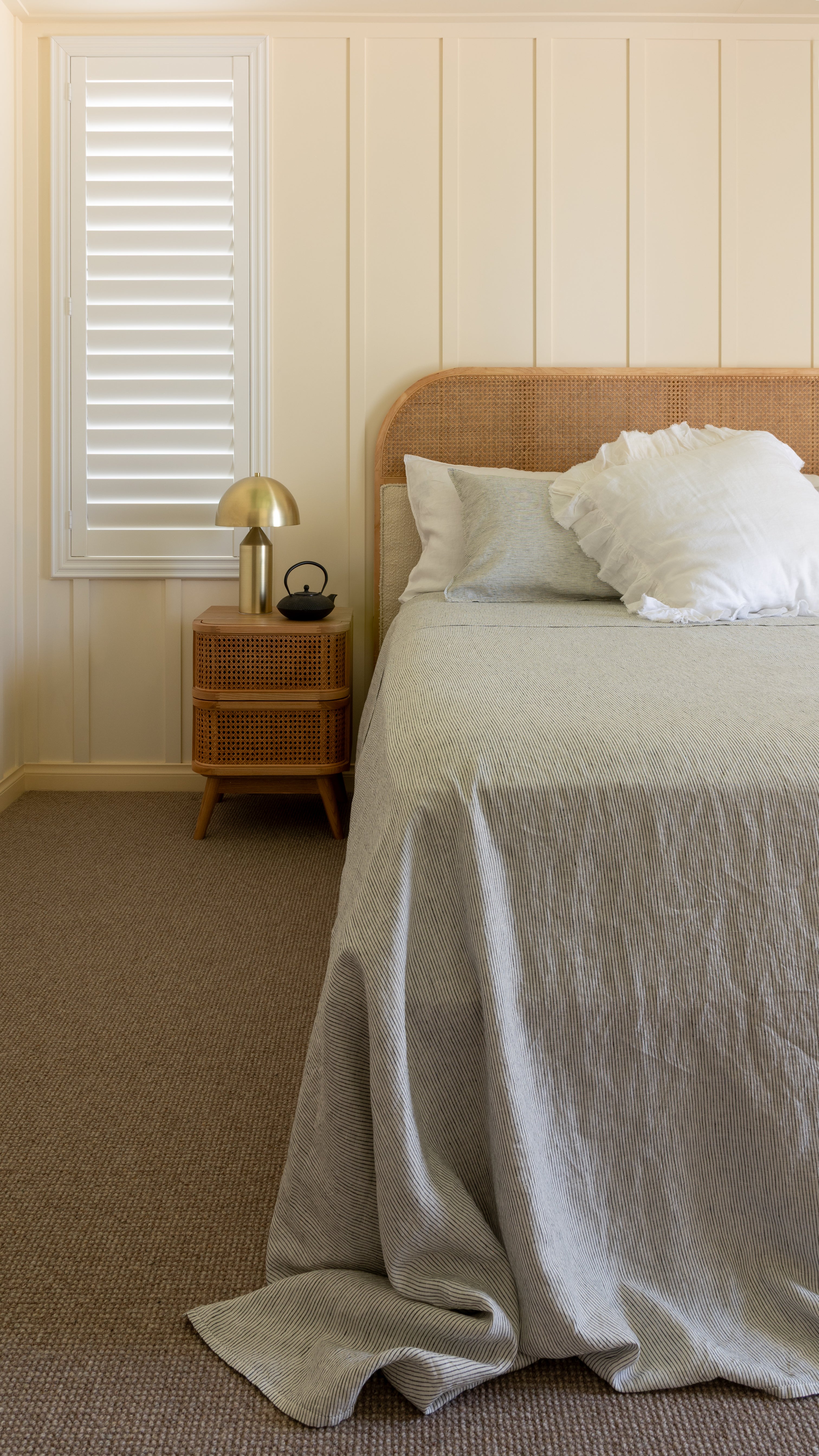 STANDARD FLAX LINEN PILLOWCASE PAIR - INK PINSTRIPES