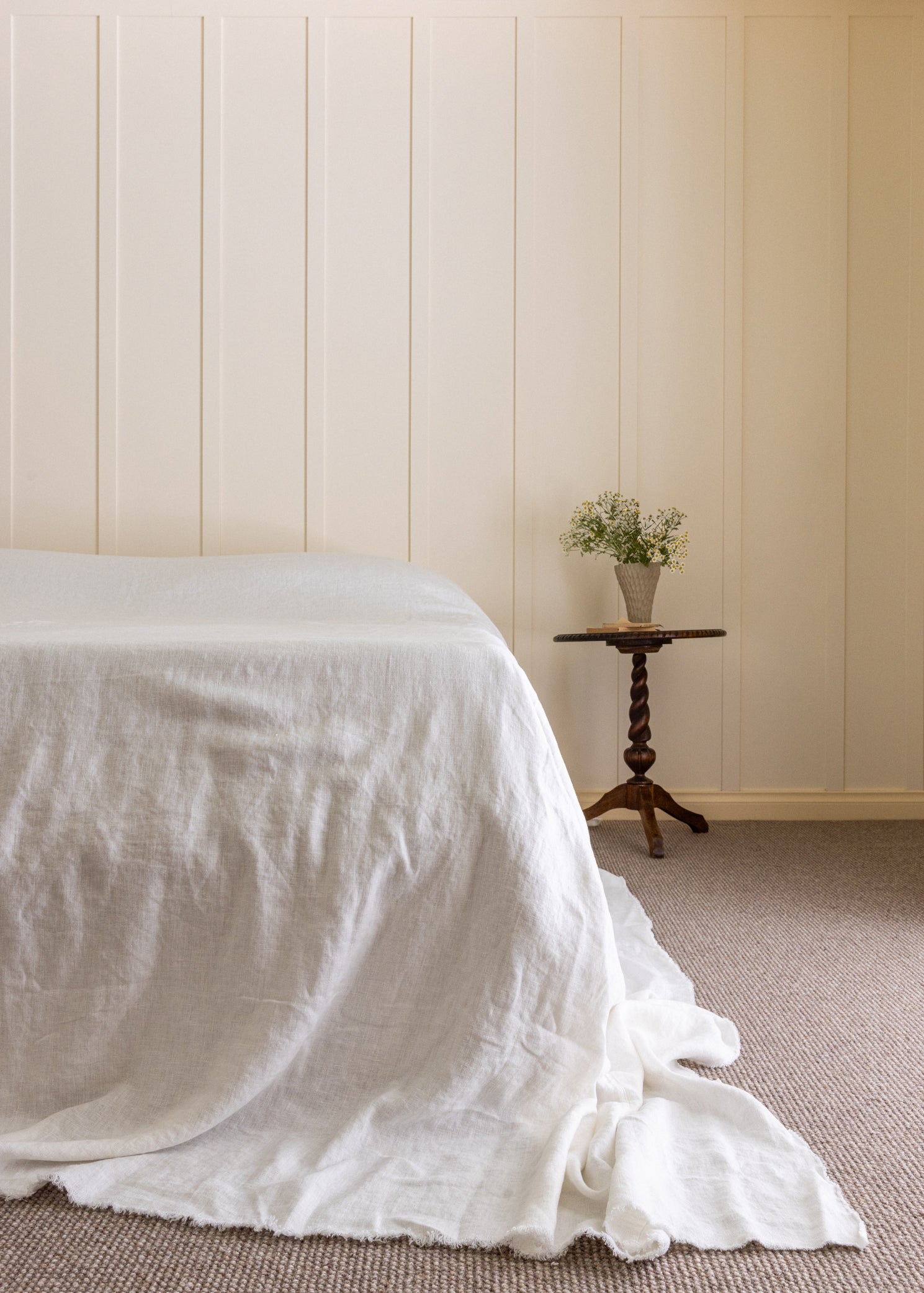 HEAVYWEIGHT OVERSIZED LINEN BED COVER - 345GSM