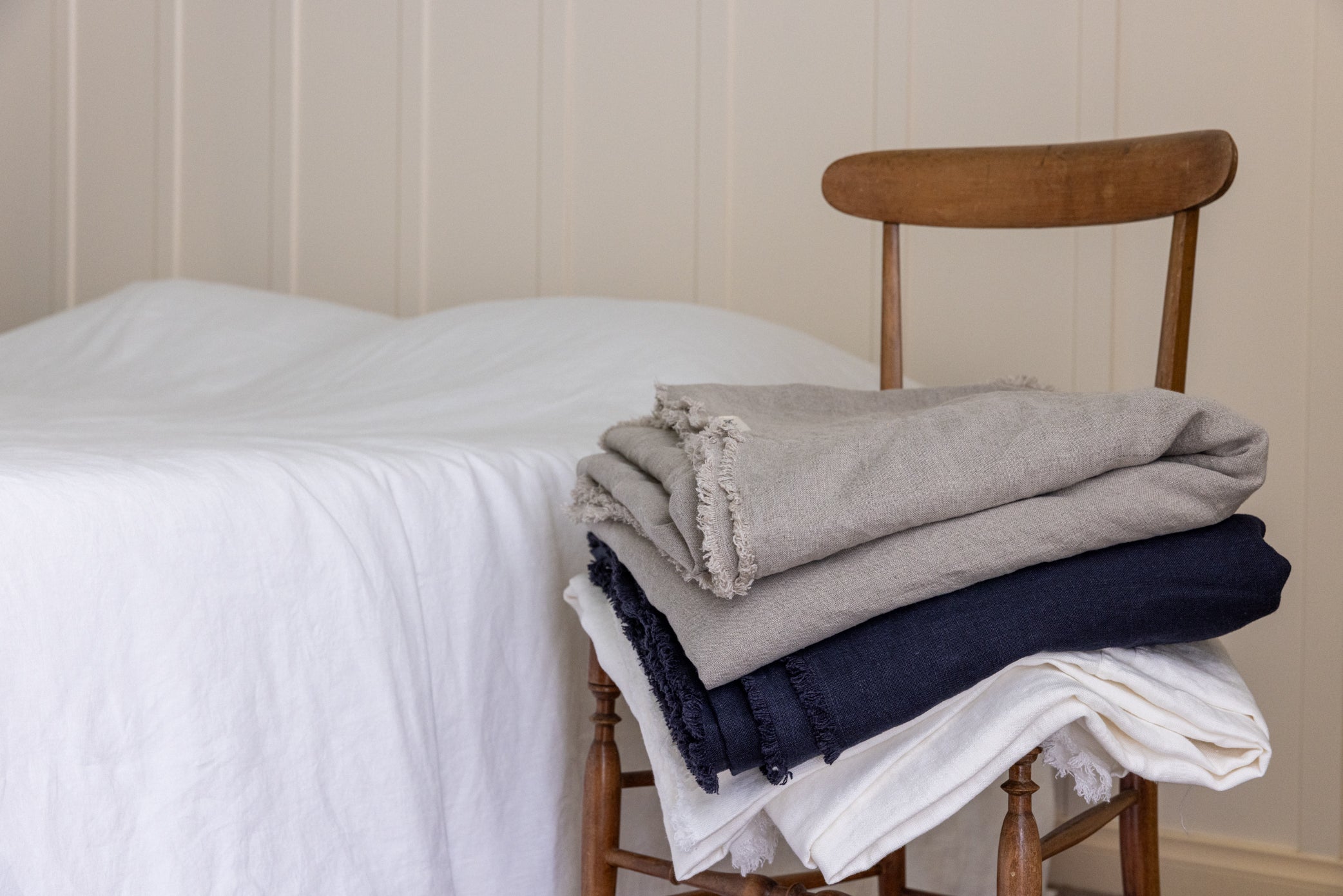 HEAVYWEIGHT OVERSIZED LINEN BED COVER - 345GSM