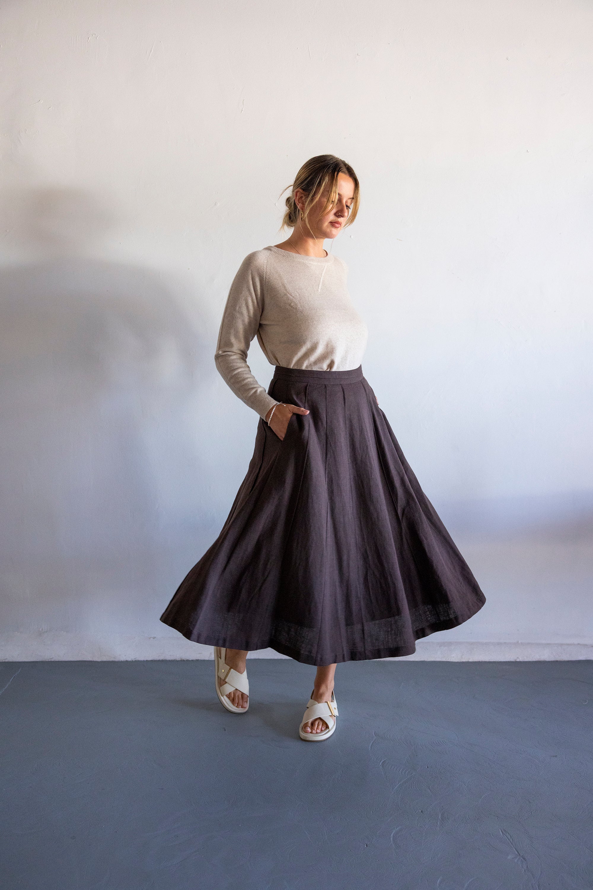 THE EDITOR SKIRT