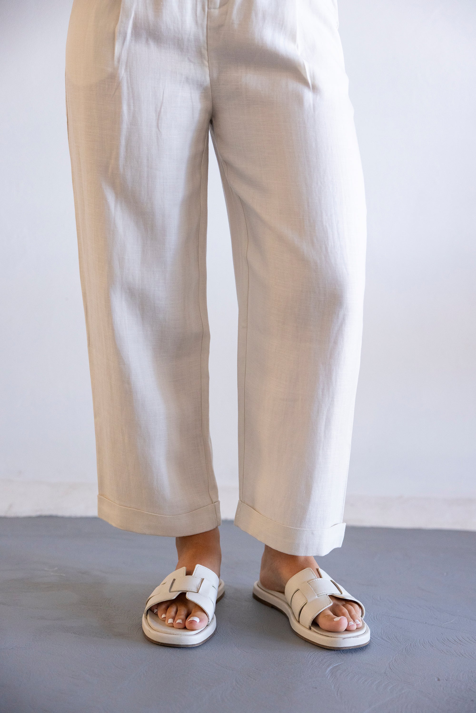 THE COASTAL CROP PANTS