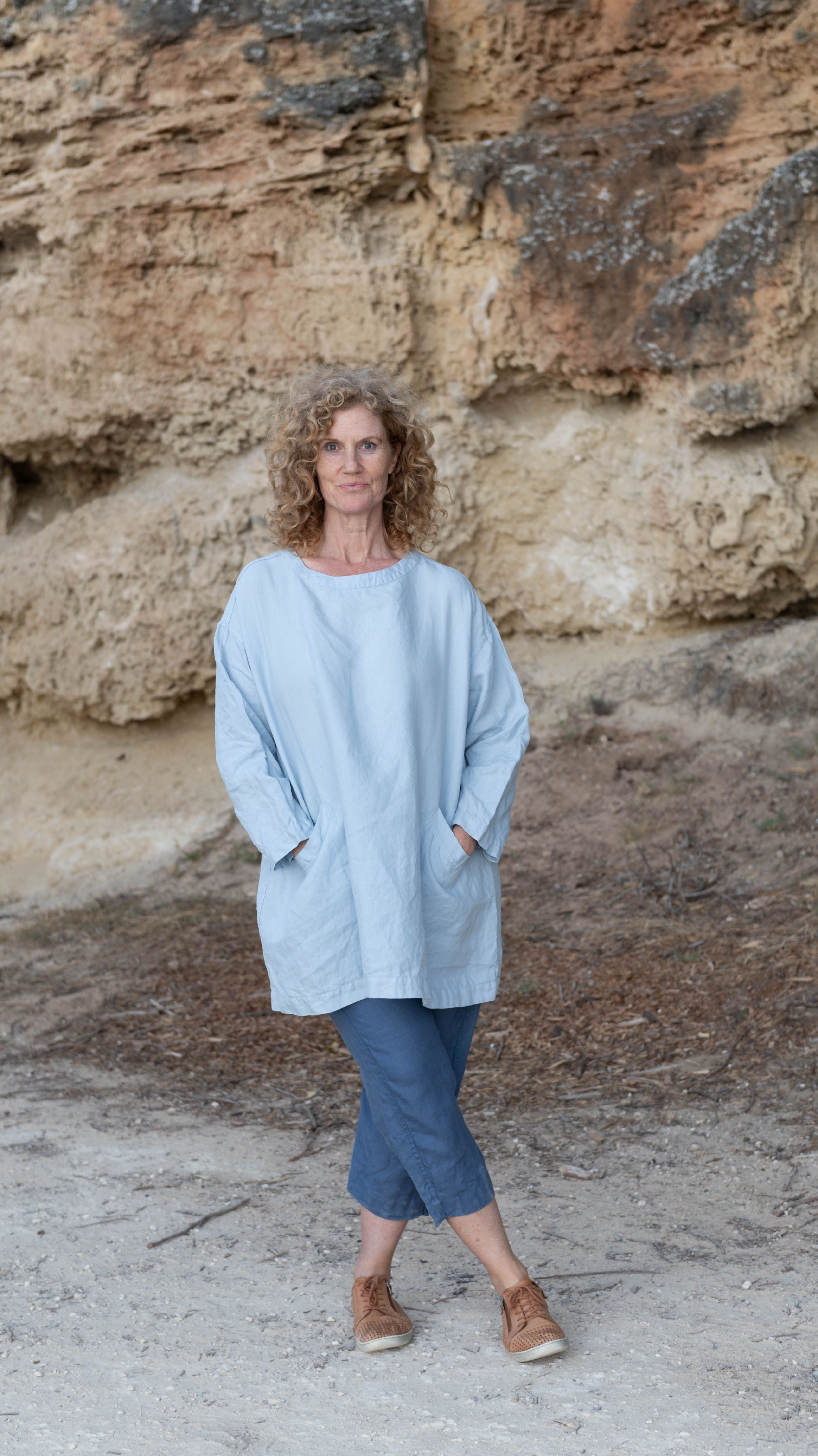 POETS TUNIC MID LENGTH