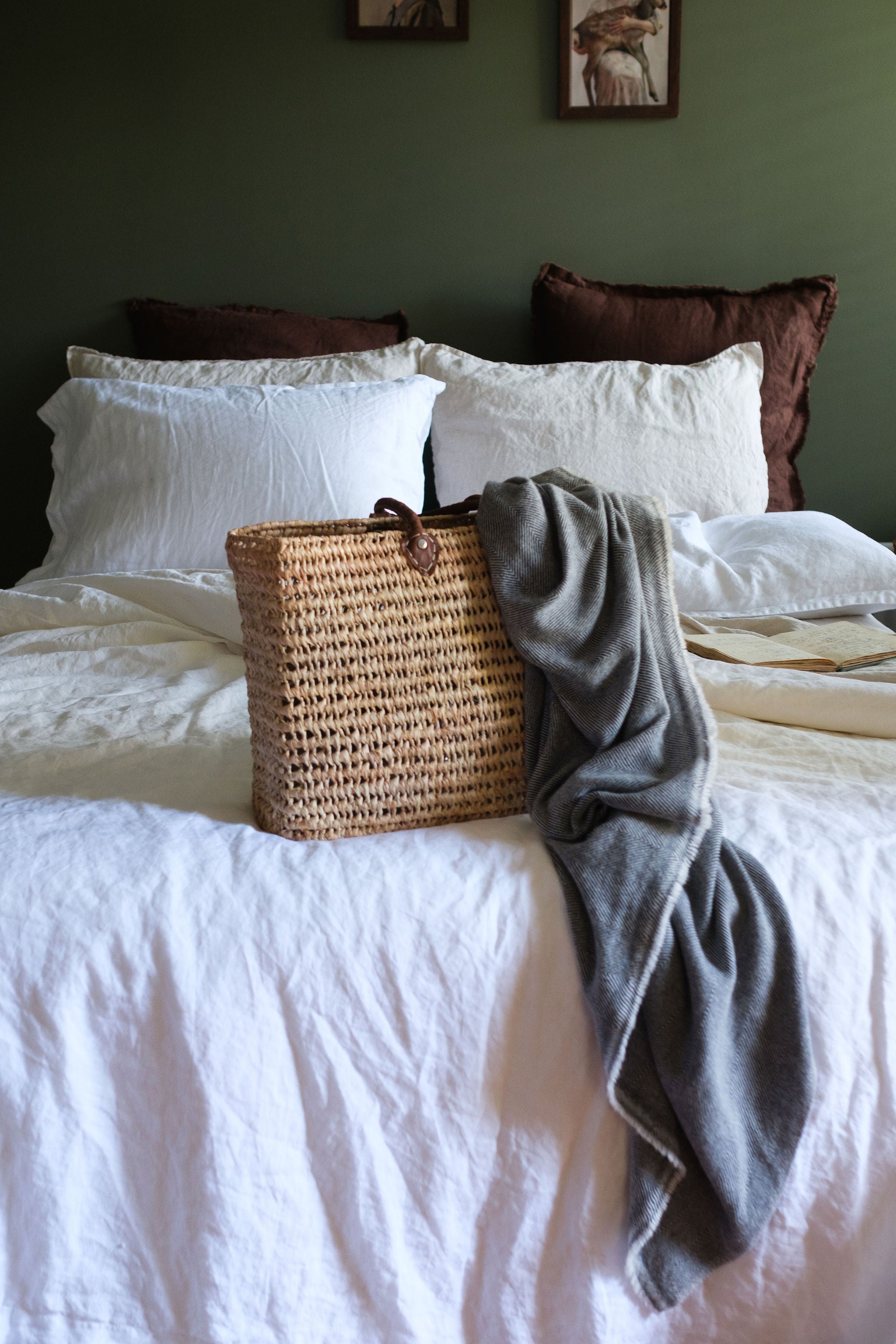 LINEN SHEET SET WITH PILLOWCASES - WINTER WHITE