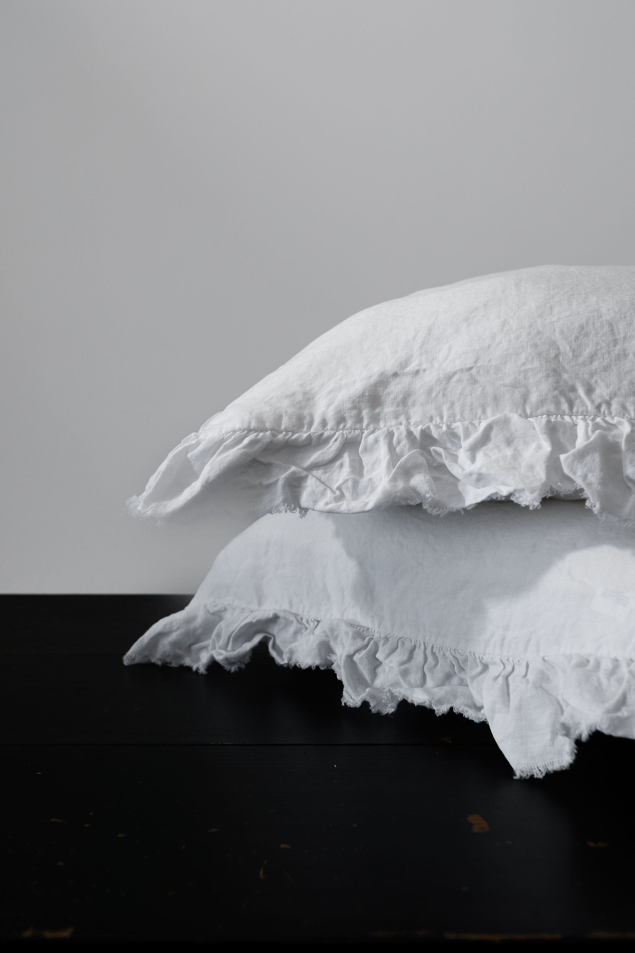 RUFFLED EUROPEAN LINEN PILLOWCASE PAIR - WINTER WHITE