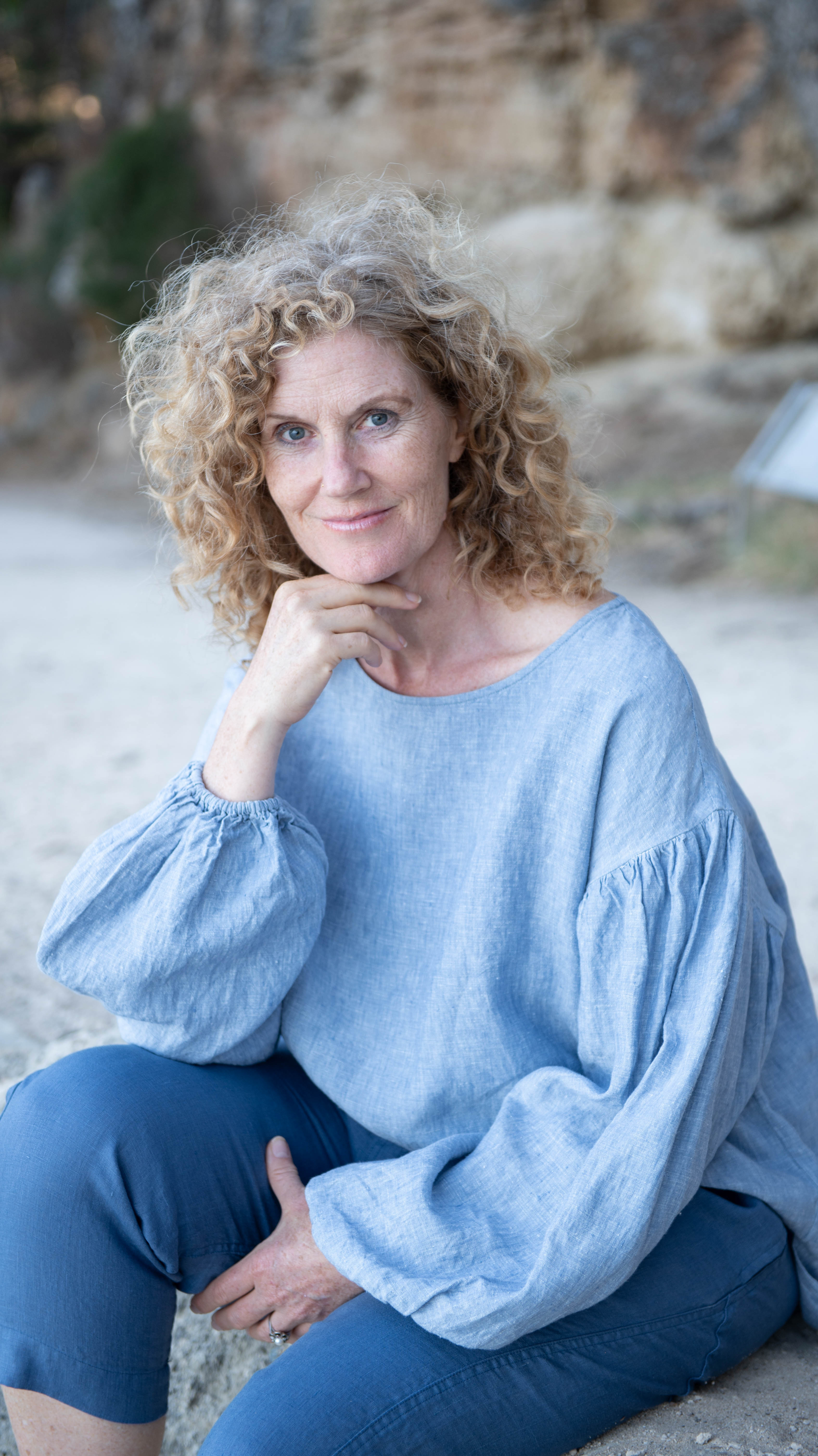 HARRIET BILLOW SLEEVE BLOUSE