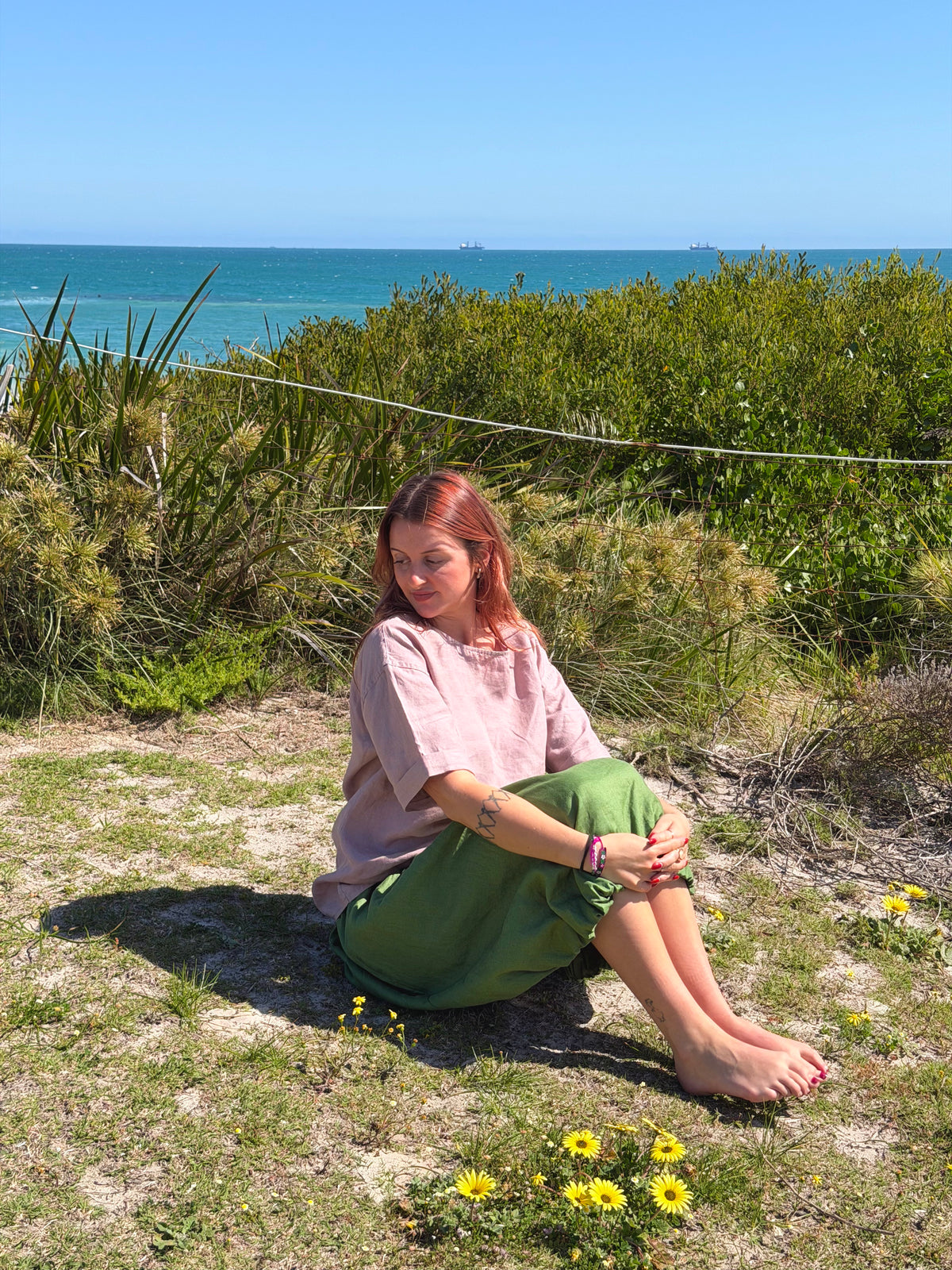 Tulip-style mid-length market skirt, rich green, gathered tulip waist and airy volume