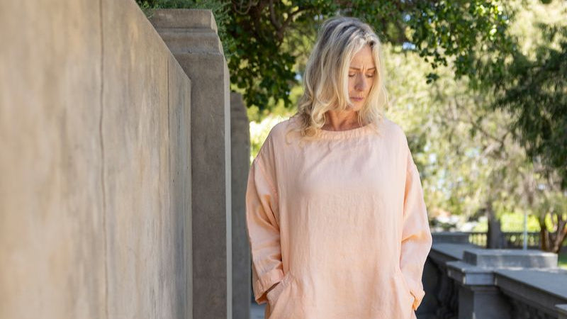 POETS TUNIC MID LENGTH