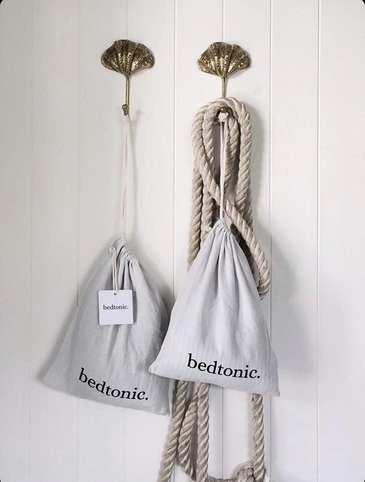 POETS TUNIC MID LENGTH