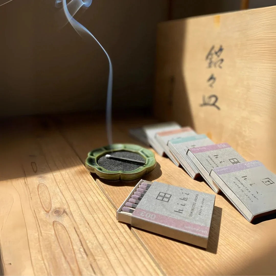 HIBI 10 minute incense gift box with incense stick packs and ceramic burner