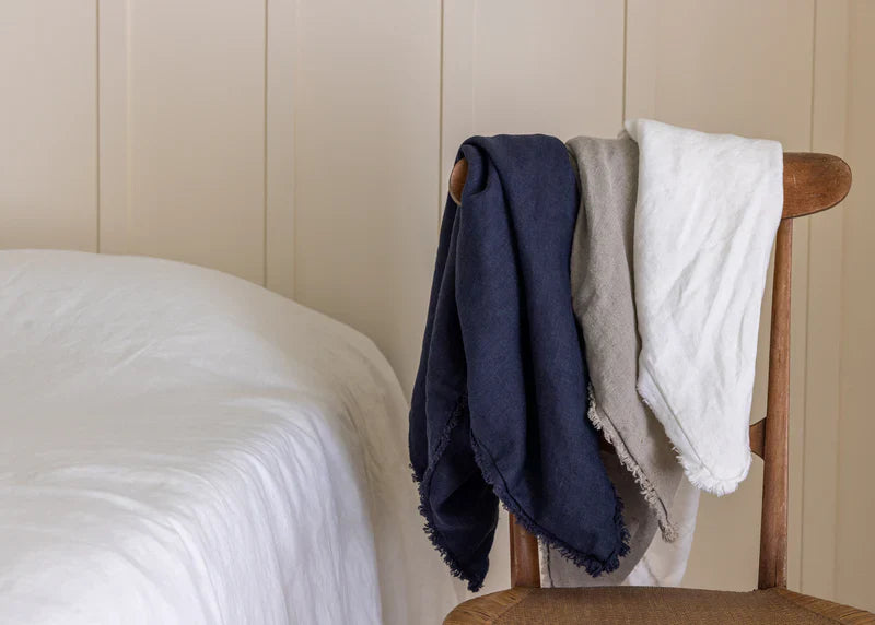 HEAVYWEIGHT LINEN BEDDING
