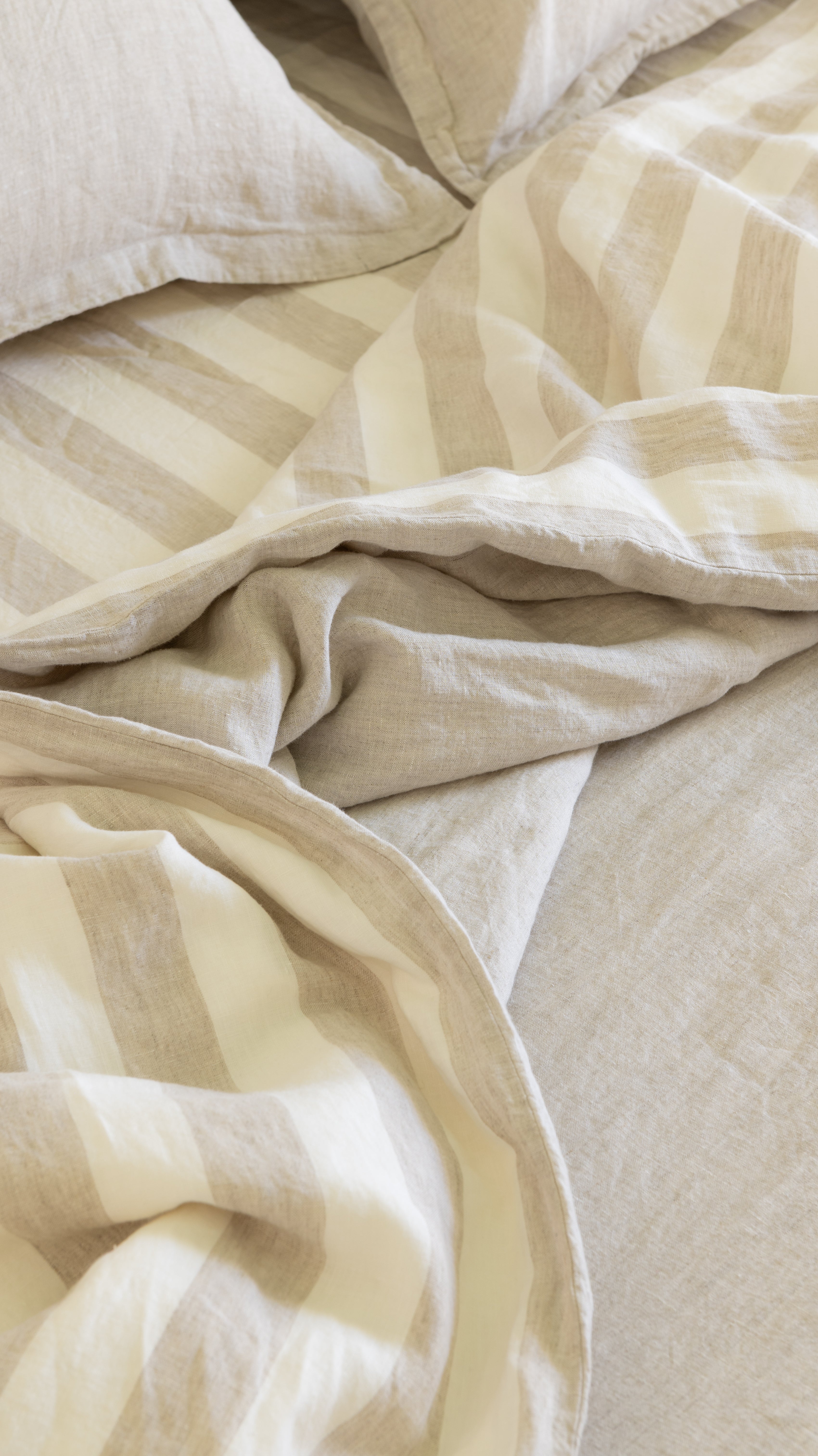 DUVET COVER SET - WIDE NATURAL STRIPE + NATURAL WOVEN REVERSIBLE