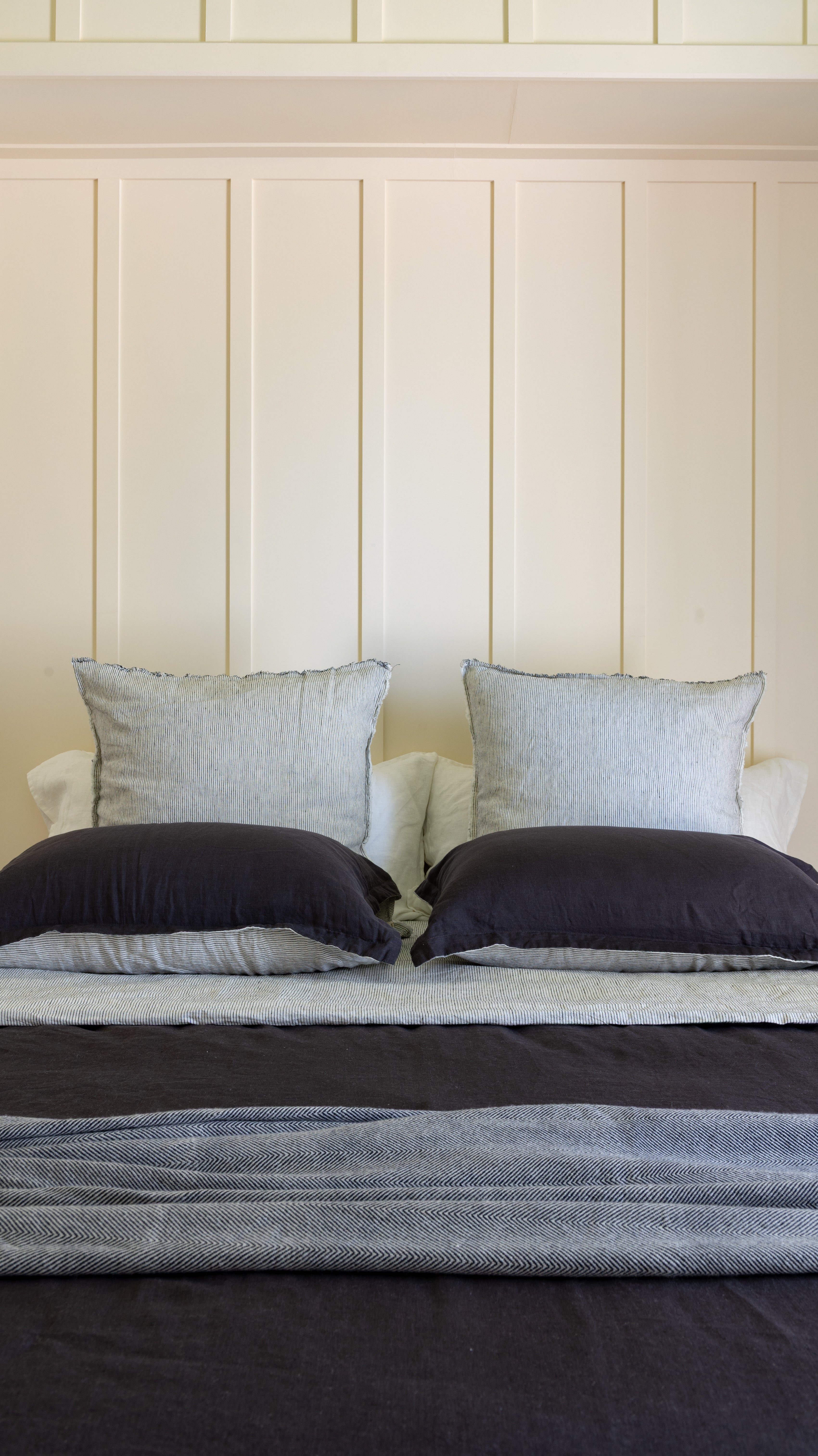 DUVET COVER SET - CHARCOAL + INK PINSTRIPE