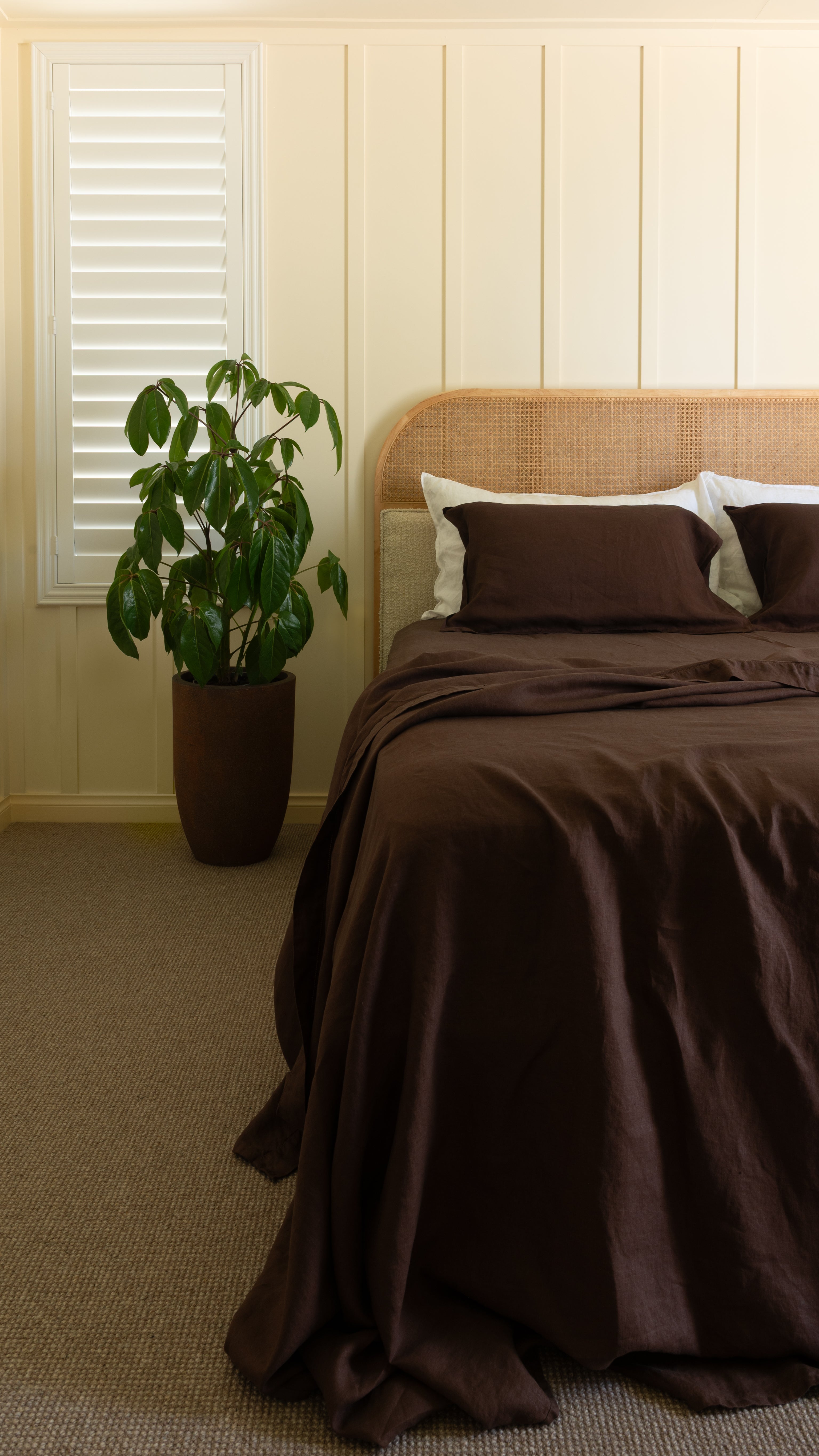 LINEN SHEET SET WITH PILLOWCASES - COCOA