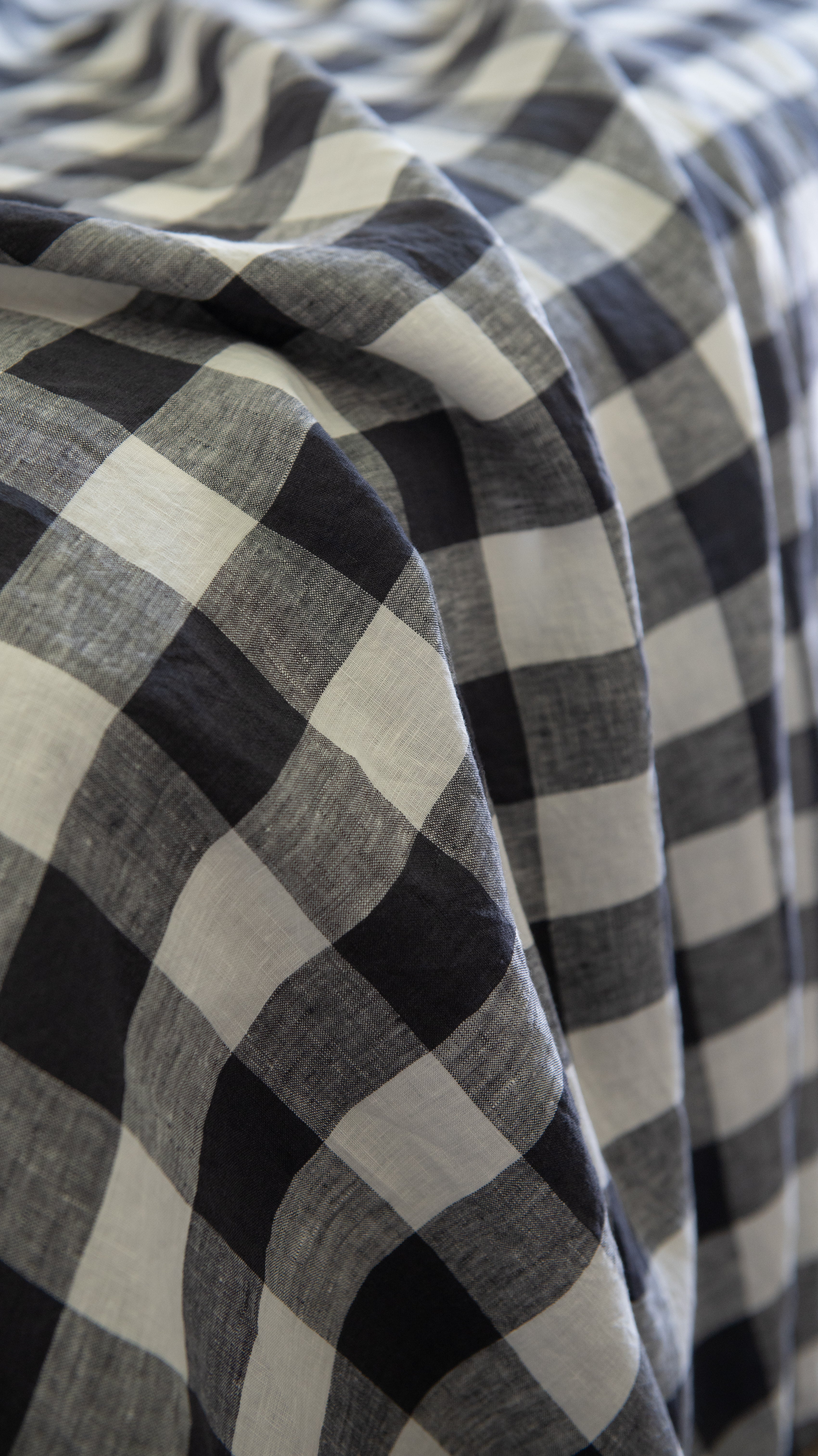 EUROPEAN FLAX LINEN FLAT SHEET - INDIGO BUFFALO CHECK