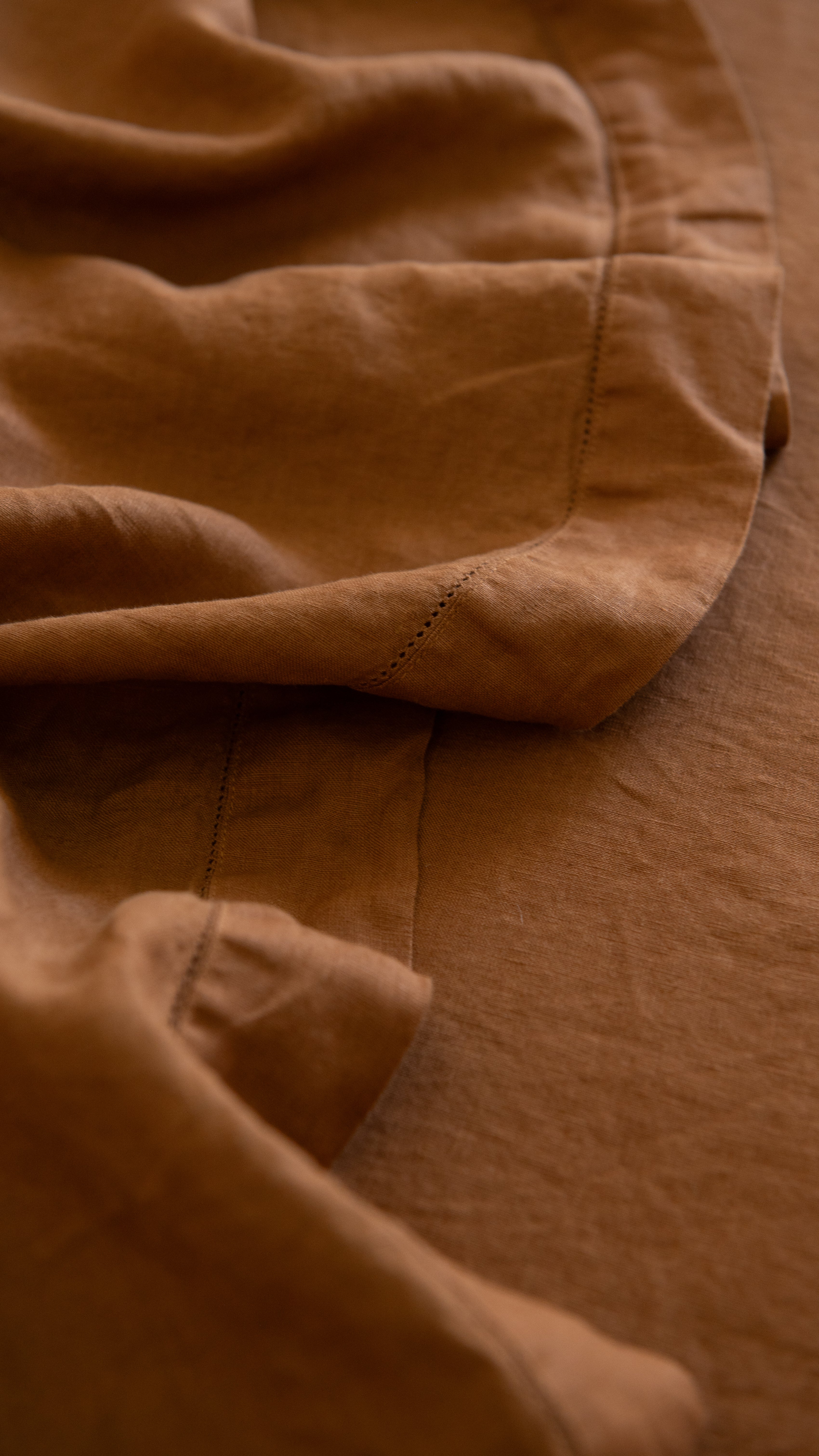 LINEN SHEET SET WITH PILLOWCASES - TERRACOTTA