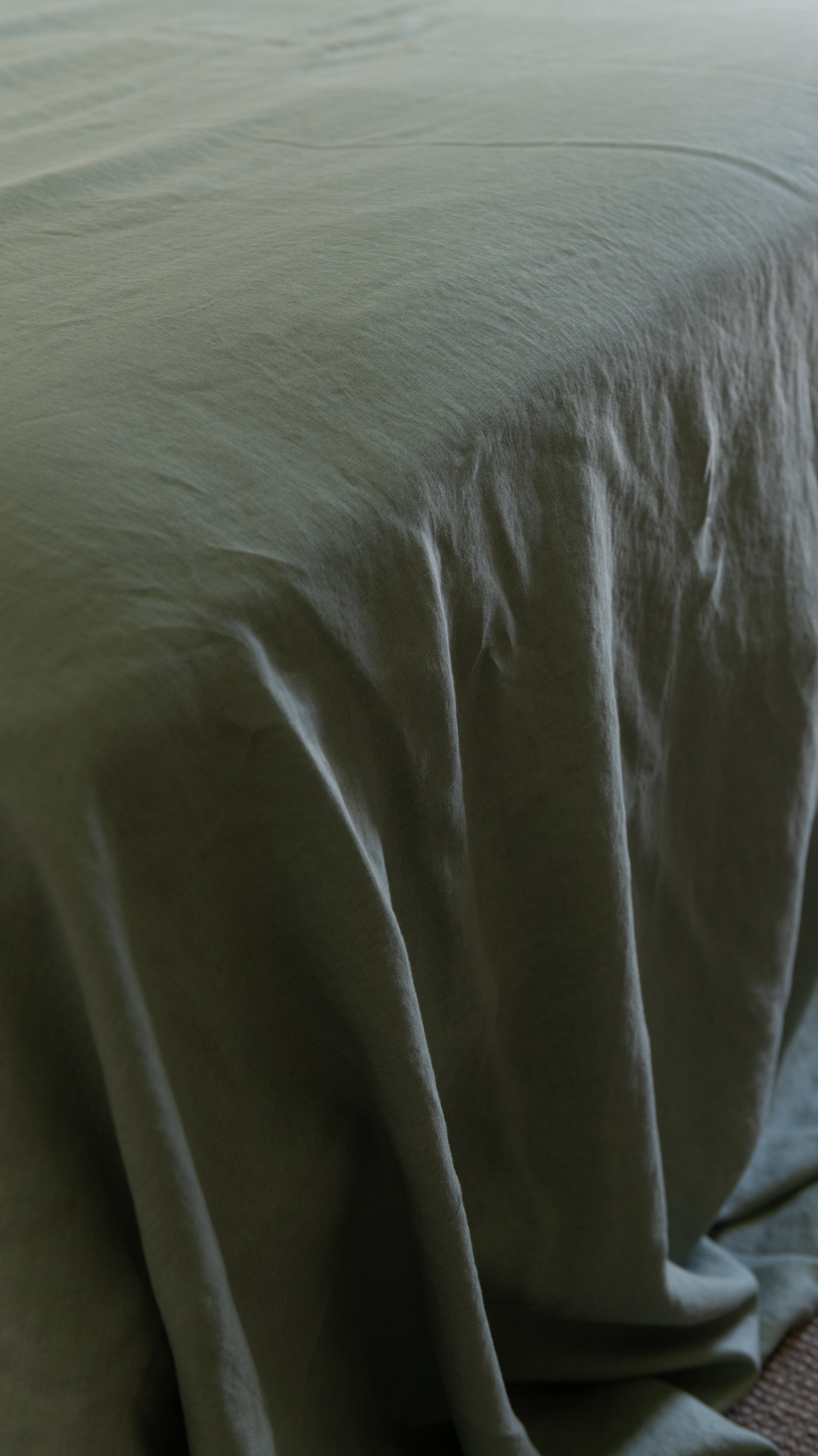 LINEN SHEET SET WITH PILLOWCASES - SAGE