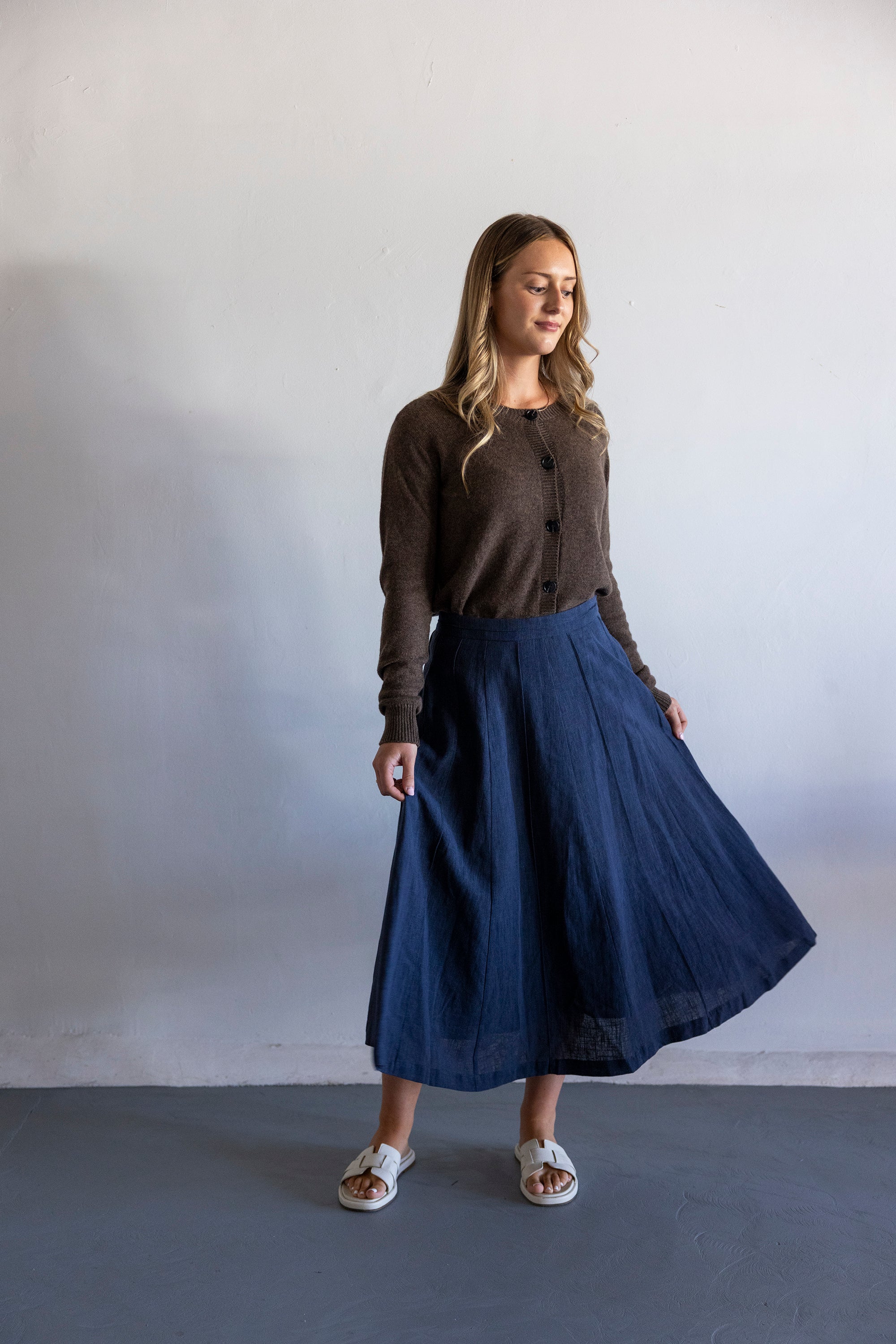THE EDITOR SKIRT