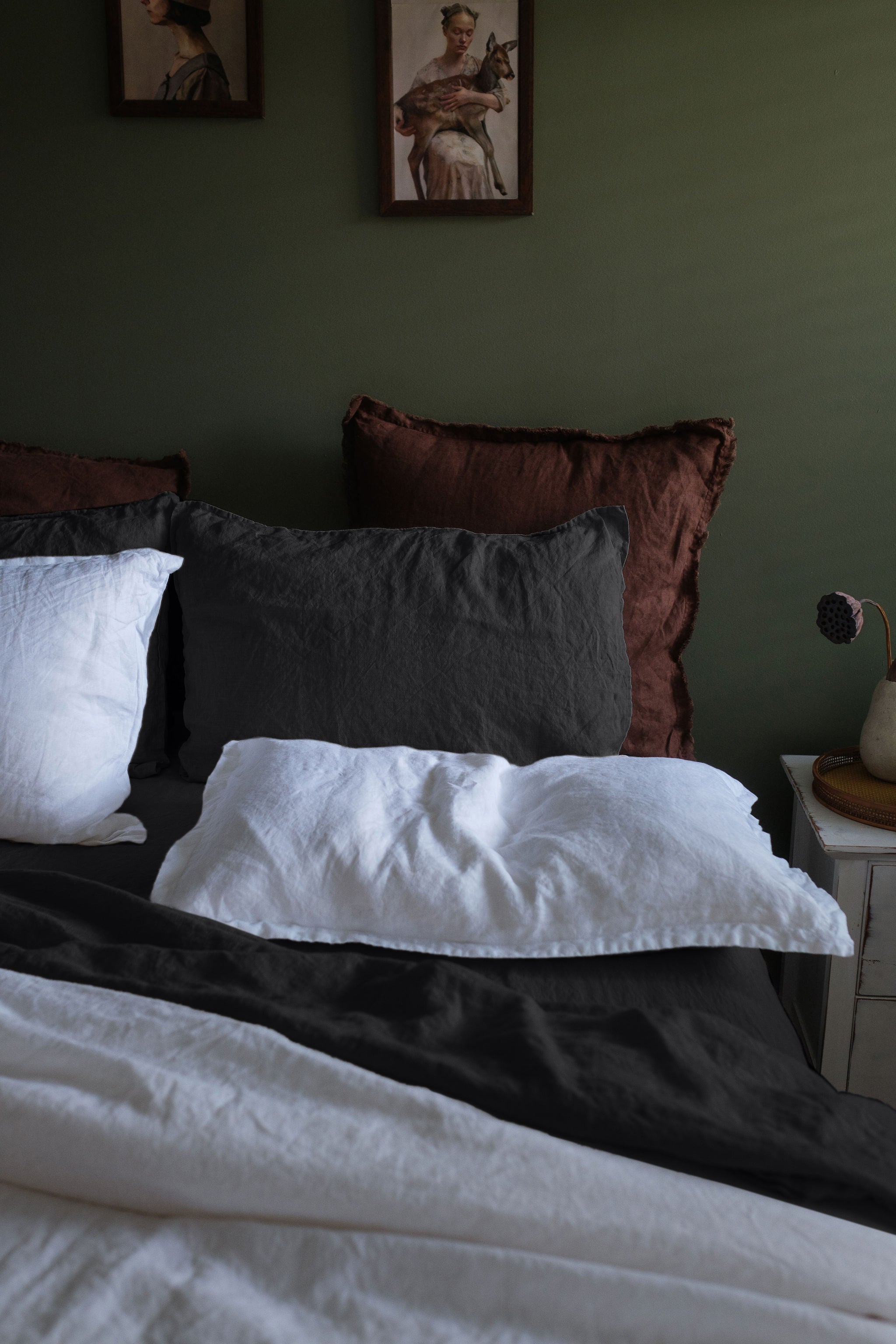 LINEN SHEET SET WITH PILLOWCASES - DARK CHARCOAL