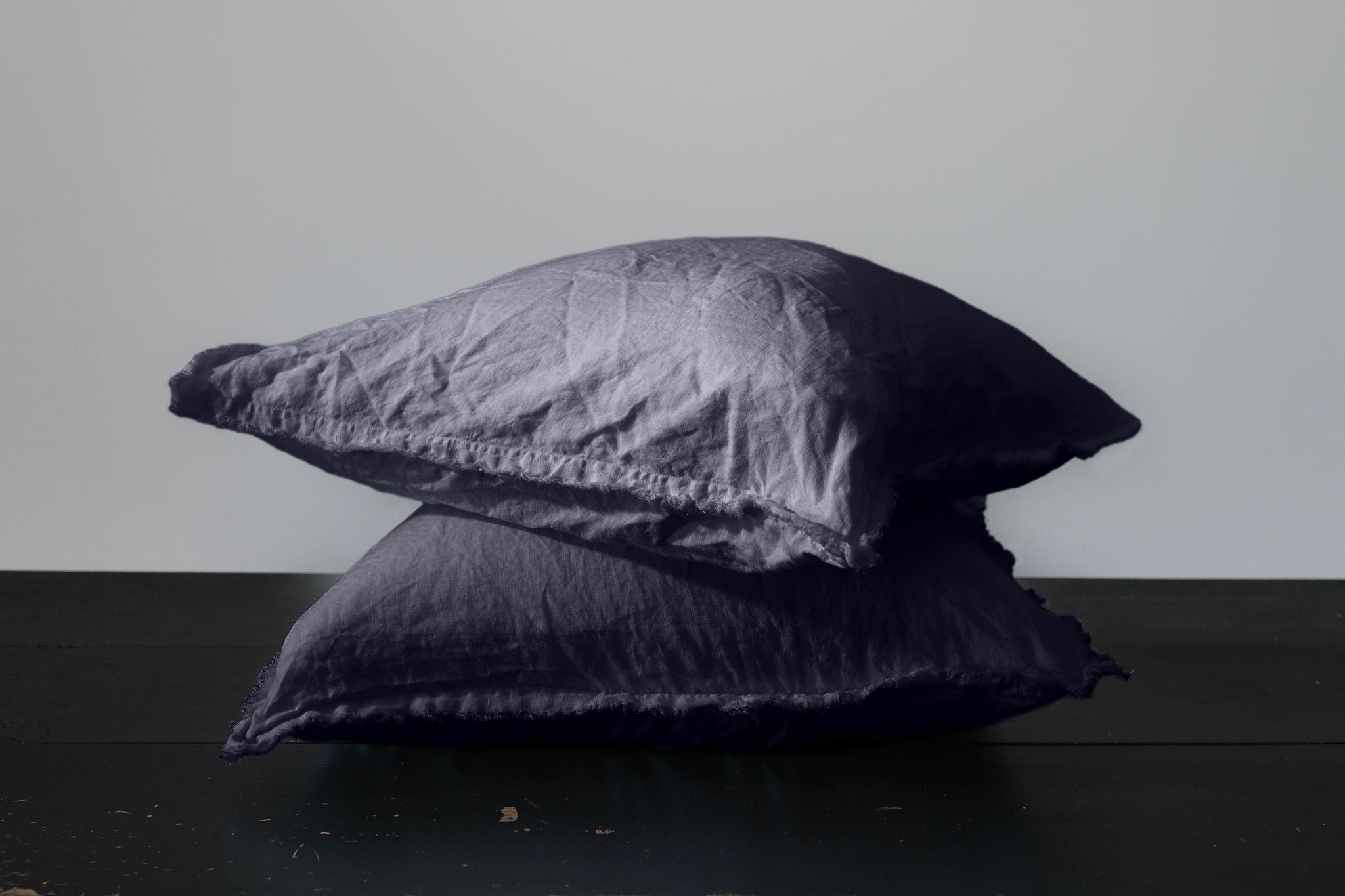 HAND-FRAYED EUROPEAN LINEN PILLOWCASE PAIR - INDIGO