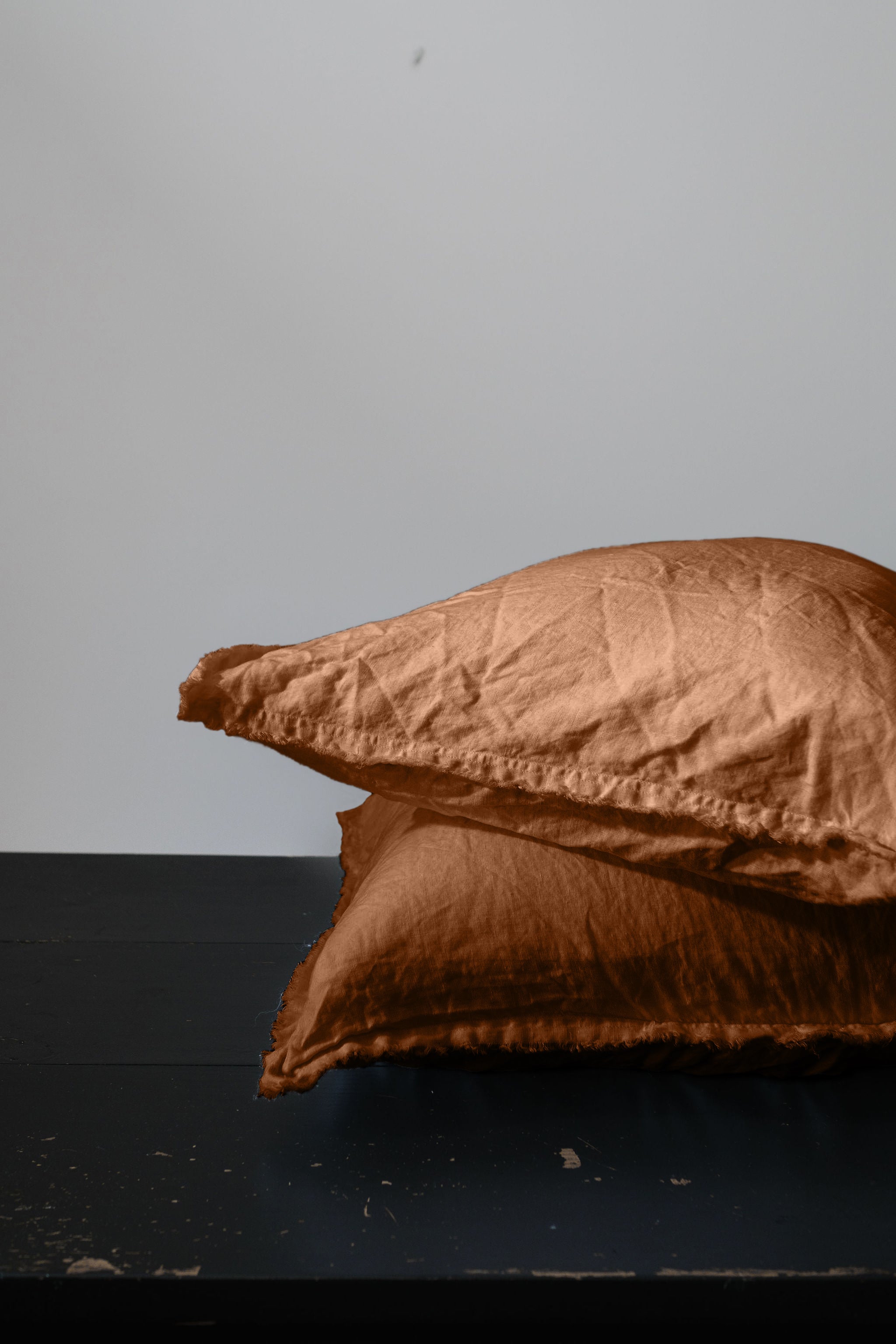 HAND-FRAYED EUROPEAN LINEN PILLOWCASE PAIR - TERRACOTTA