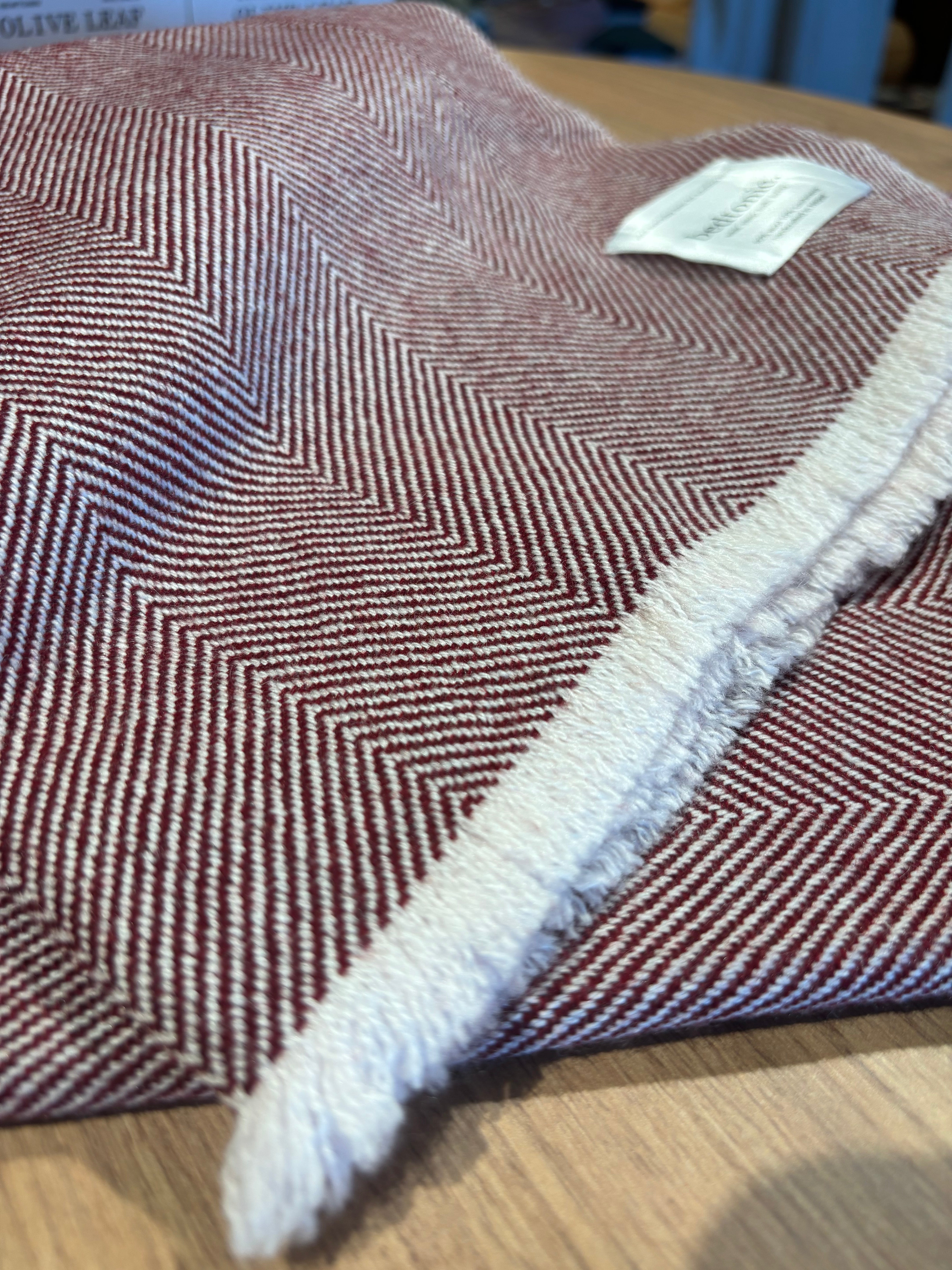 WOOL + CASHMERE THROW - PINOT