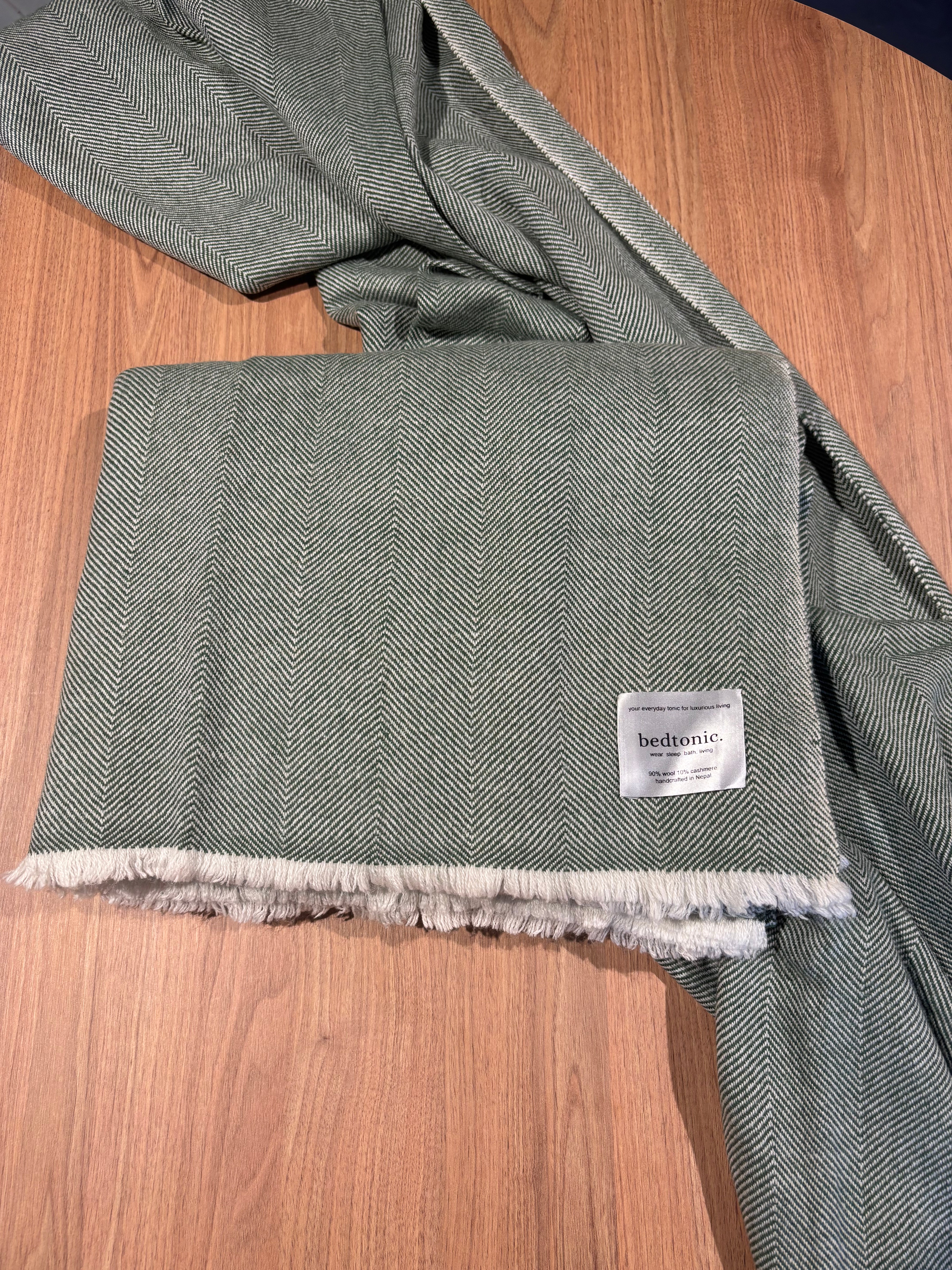 WOOL + CASHMERE THROW - MOSS