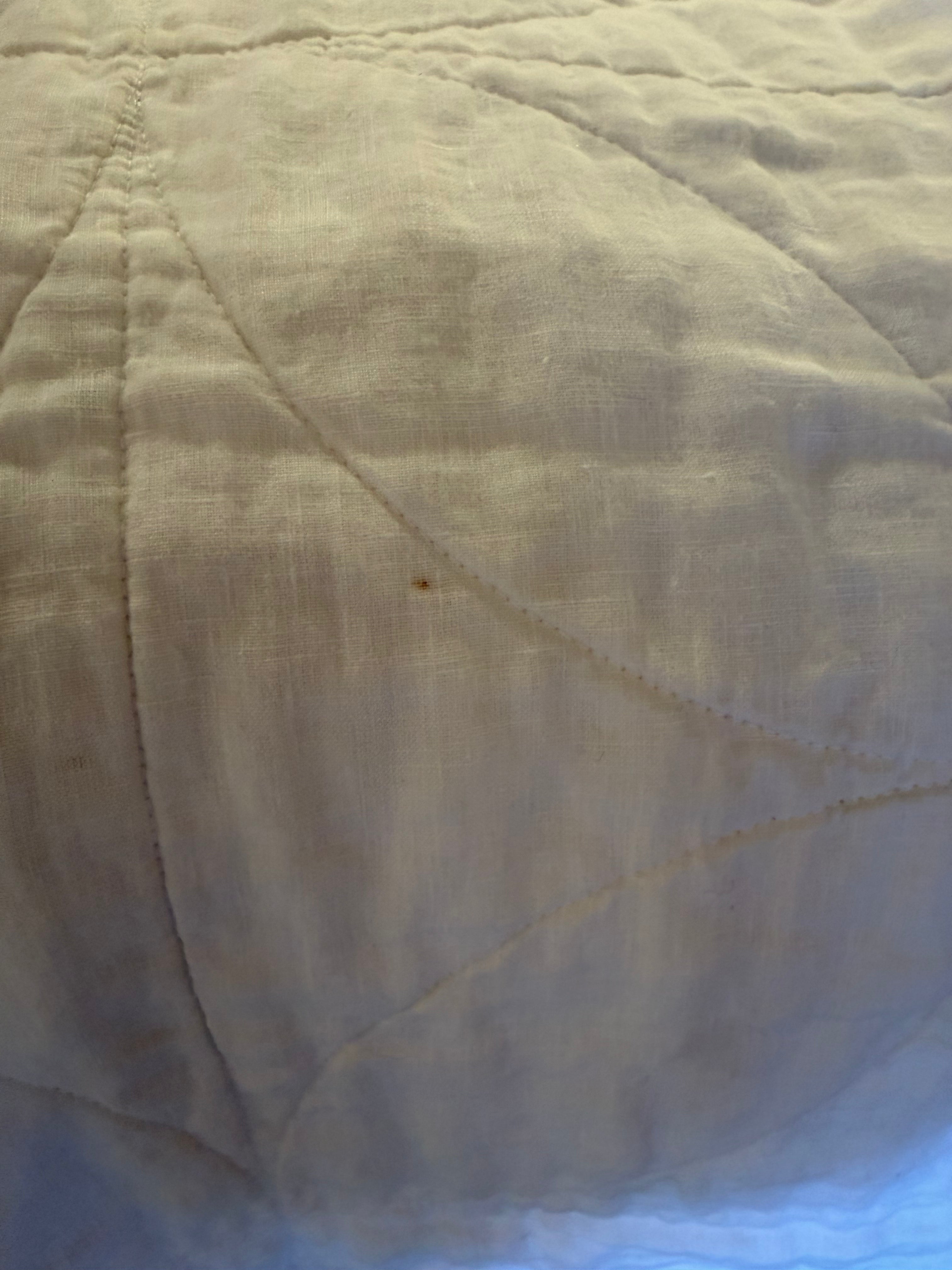 CIRCLE STITCHED FLAX LINEN BLANKET - WINTER WHITE (Minor Defect)