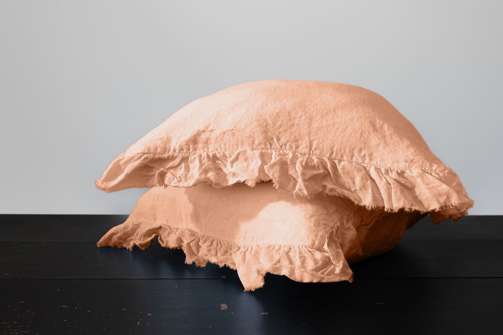 RUFFLED EUROPEAN LINEN PILLOWCASE PAIR - PEACH