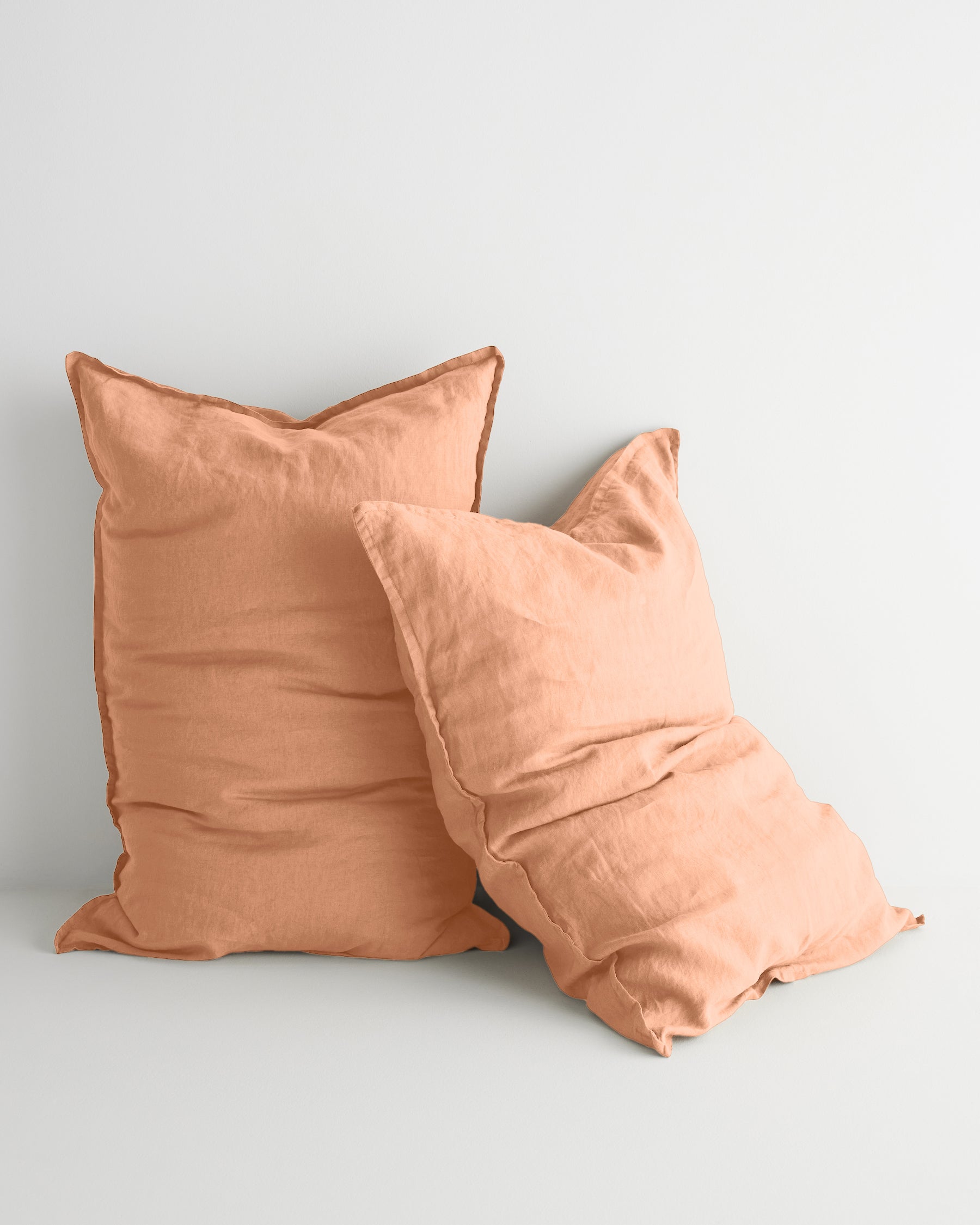 STANDARD FLAX LINEN PILLOWCASE PAIR - PEACH