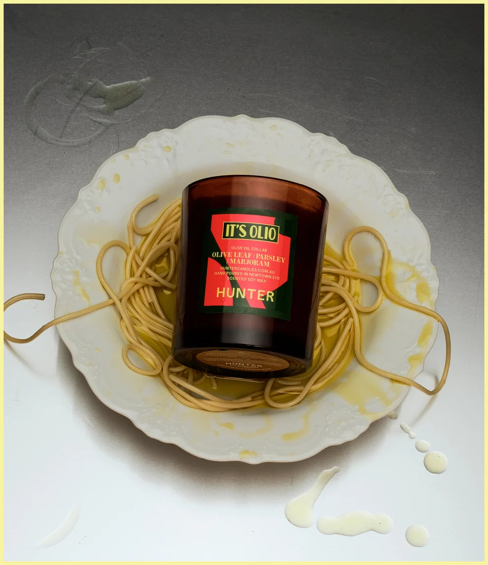 HUNTER CANDLE - IT'S OLIO: Olive Leaf, Parsley, Marjoram